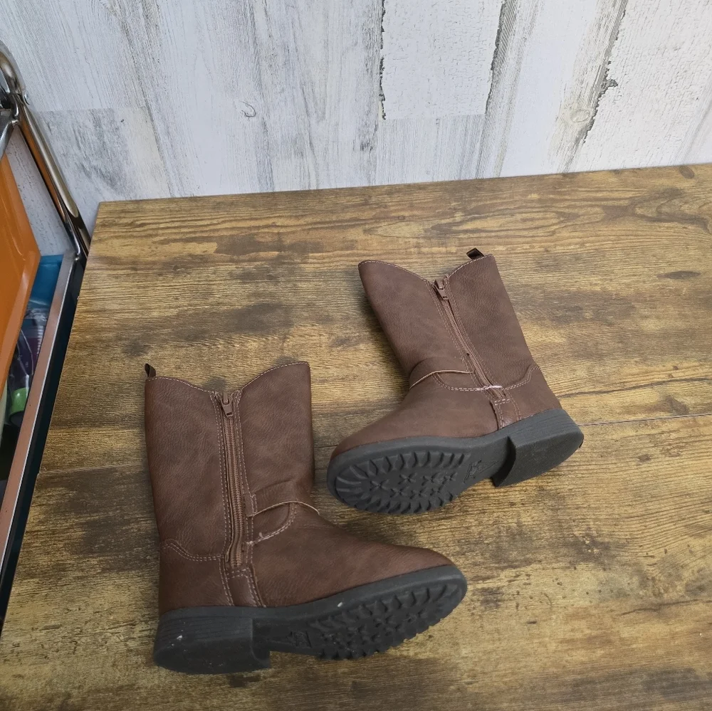 Oshkosh Toddler Girls Brown Boots Size 9